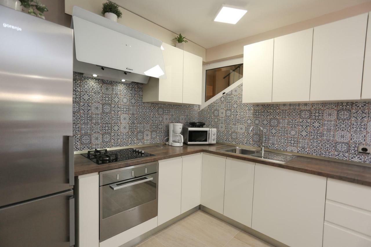 Keko Apartment Supetar Exterior photo